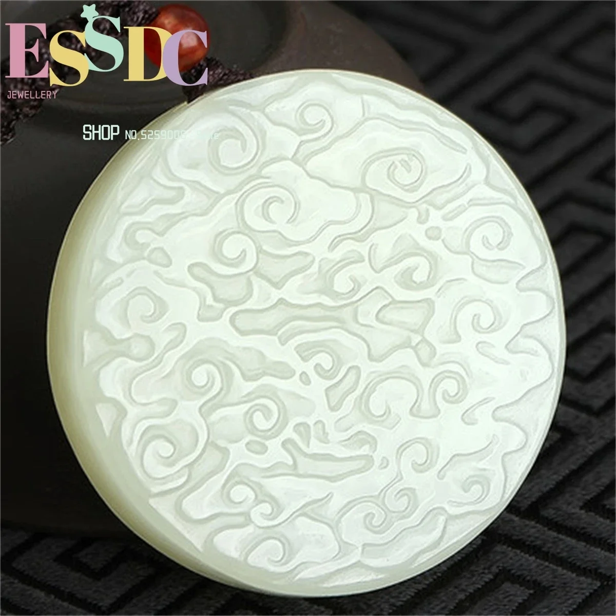 Colar com Pingente de Jade Xia - Is Ethnic Fashion A Good Brand avaliação e preço